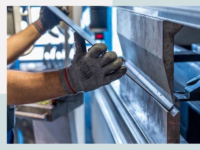 Гибка металла в Иркутске